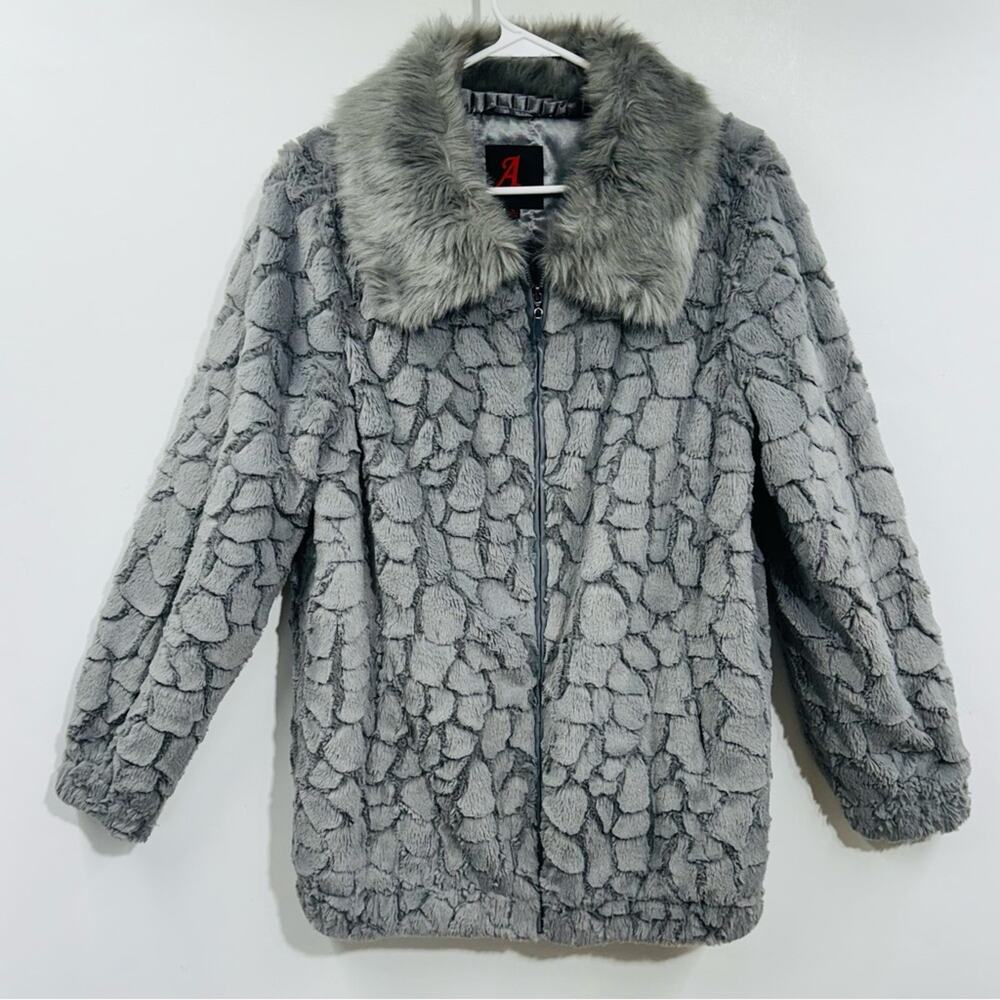 Adrienne Landau Faux Fur Jacket Gray Cozy Soft Full Zip Coat Pockets Size Medium